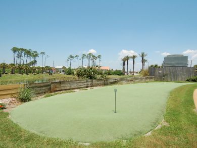 Full Gulf Views from this Three Bedroom Beach Condo Sleeps 8